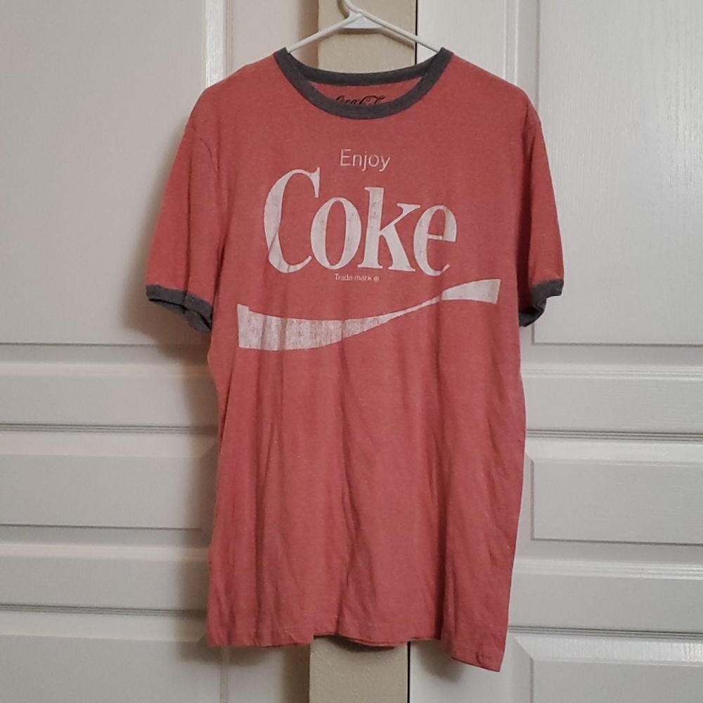 Faded red coke tshirt